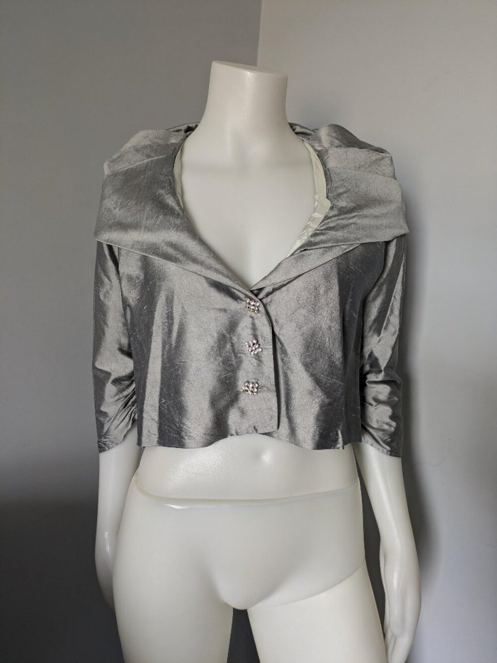 Linda Lundstrom silver silk evening formal jacket